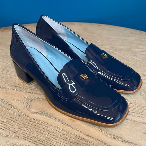 Frances Valentine Twiggy Loafer Navy Patent Leather Square Toe Women’s Size 8 - Picture 1 of 12